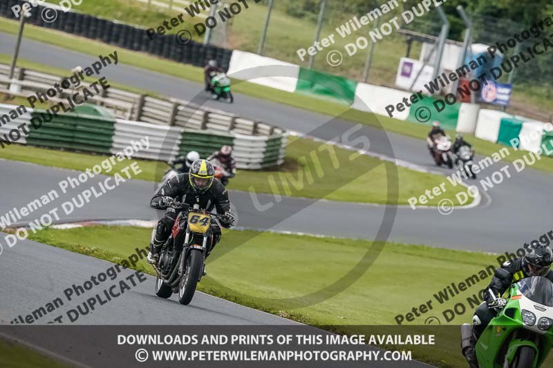 enduro digital images;event digital images;eventdigitalimages;mallory park;mallory park photographs;mallory park trackday;mallory park trackday photographs;no limits trackdays;peter wileman photography;racing digital images;trackday digital images;trackday photos